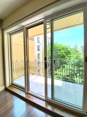 Rented by Compass | media 26