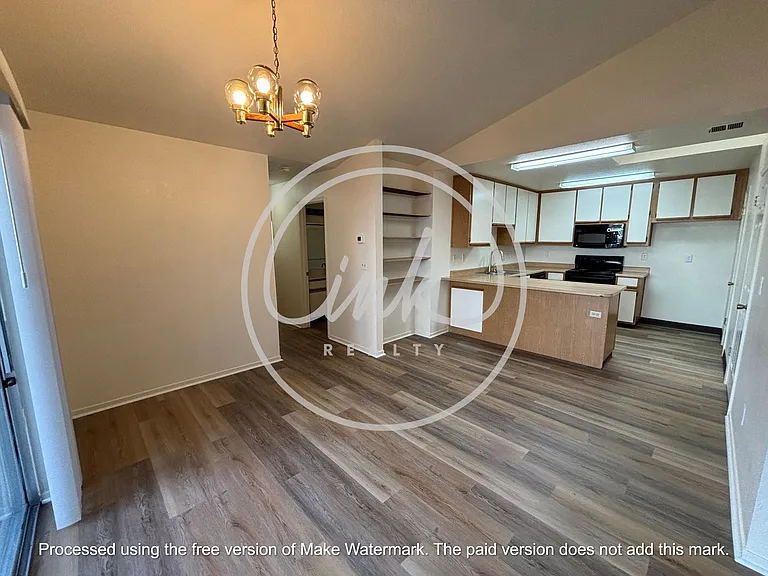 1294 Alicia Cir — Photo 1