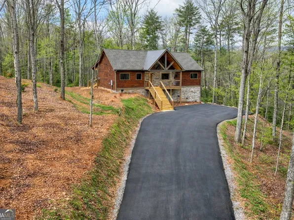 223 Bent Wood Ln, Blue Ridge, GA 30513