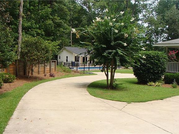 2nd image of 120 S Linton Forest Dr