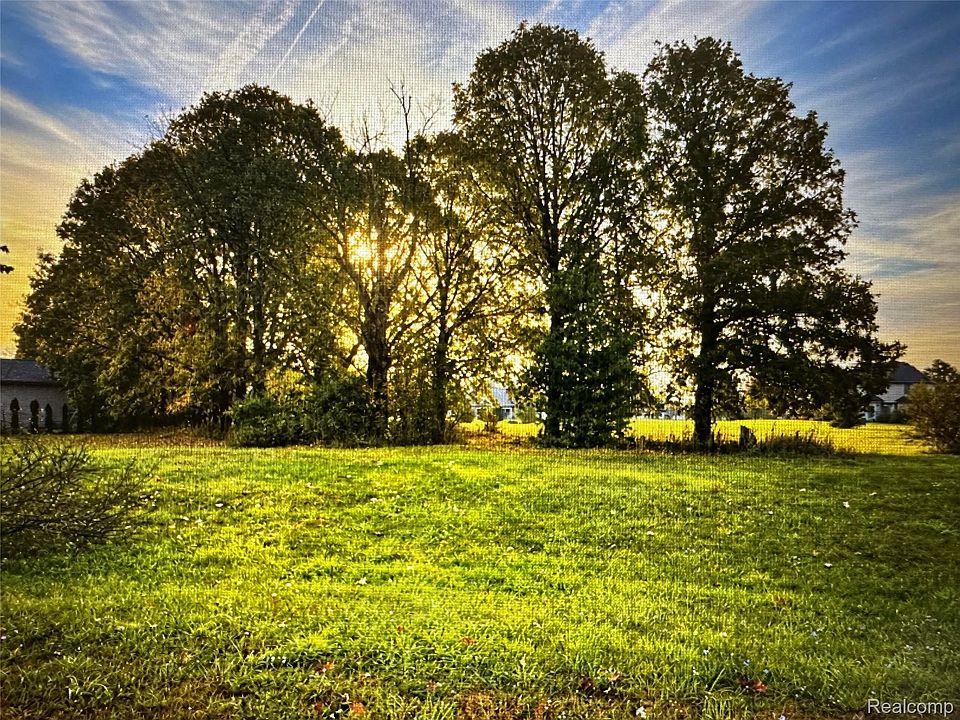1st image of 72 Regional Way