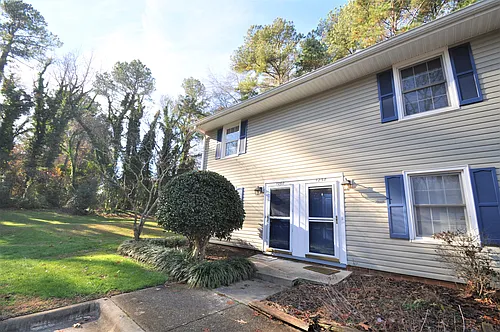 1260 Donaldson Ct Photo 1