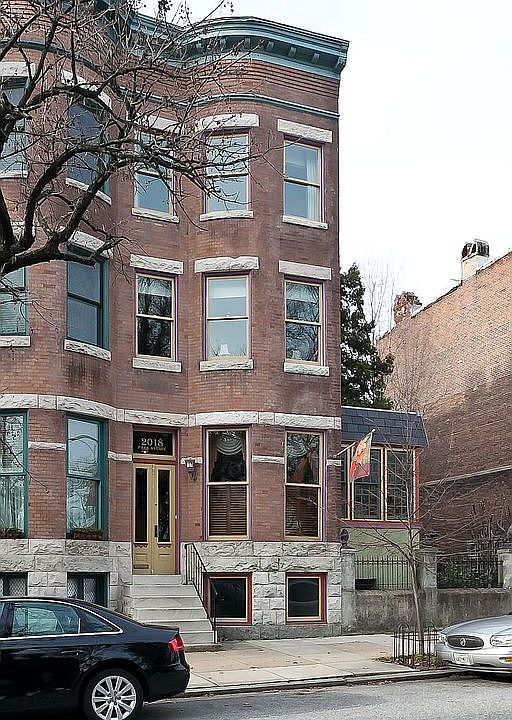 1880 rowhouse