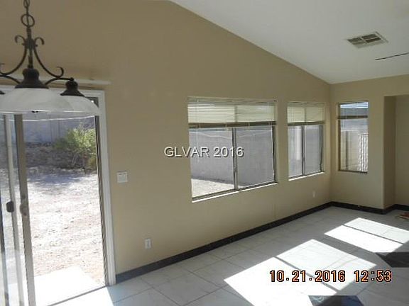 5th image of 6375 Strongbow Dr #0