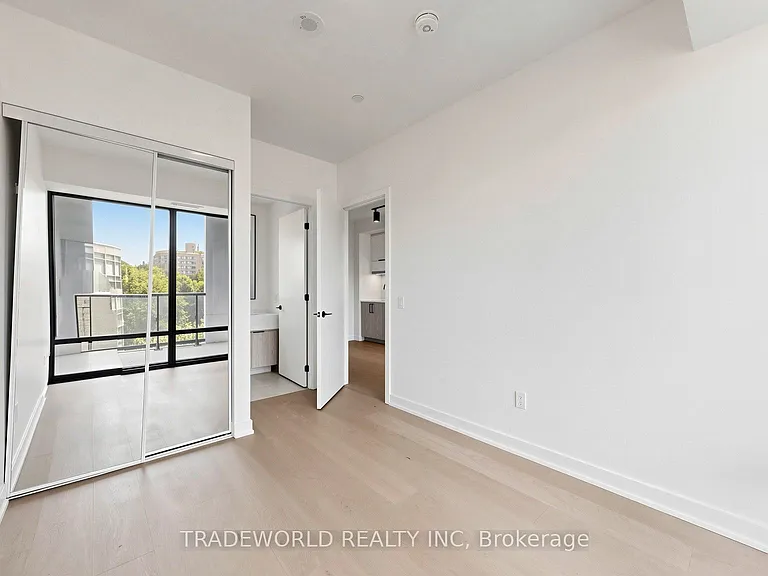 91 Montclair Ave #707 — Photo 16