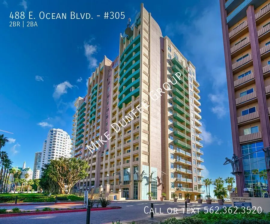 Spacious Two Bedroom Condo in Downtown Long Beach — Photo 1