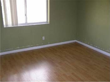 2nd image of 823 NW 208th Ter