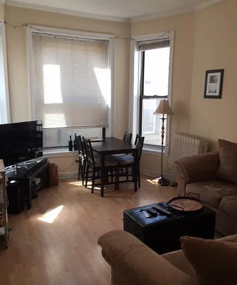 477 W Deming Pl #201 — Photo 2