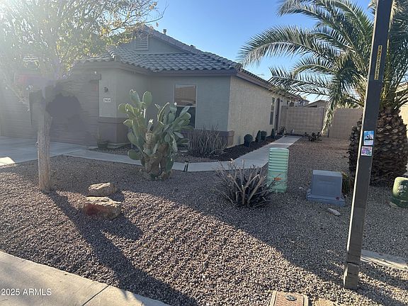 3rd image of 29654 N BROKEN SHALE Drive