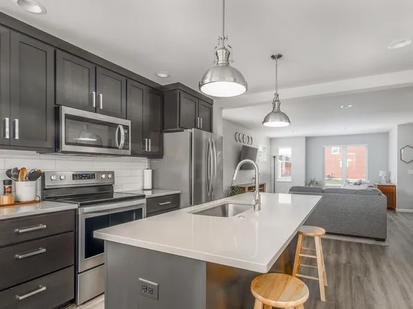 2637 Wildcat Drive, Fitchburg, WI 53711