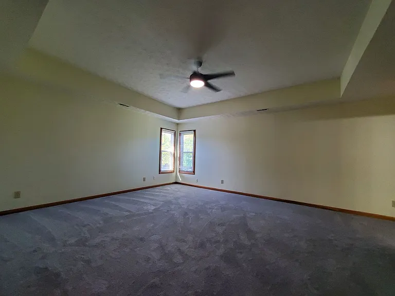 324 Redwood Blvd — Photo 24