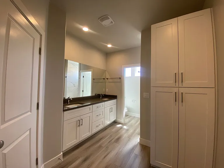 1157 S 4380 W — Photo 18