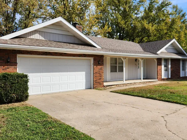 1911 E Wheatridge Dr, Springfield, MO 65803