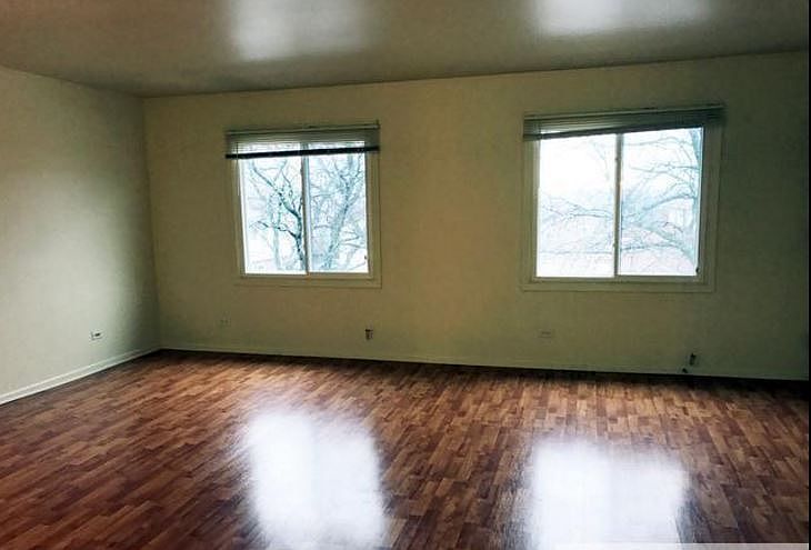 1st image of 16744 Hillside Pl #1