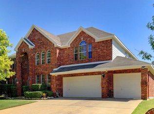 4725 Maple Hill Dr, Fort Worth, TX 76123