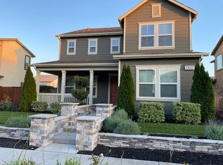 2402 Augusta Ave, Tracy, CA 95377