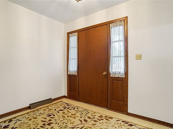 4th image of 206 Fawnwood Dr