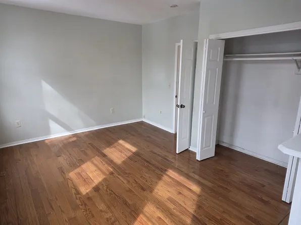 53 Gardner Avenue image 1 of 13