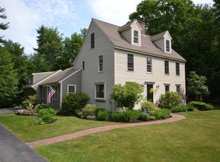 8 Shepherd Hill Rd, Bedford, NH 03110