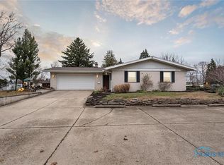 600 Sunset Ln, Fremont, OH 43420