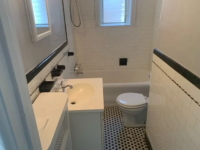 522 Gerhard St — Photo 10