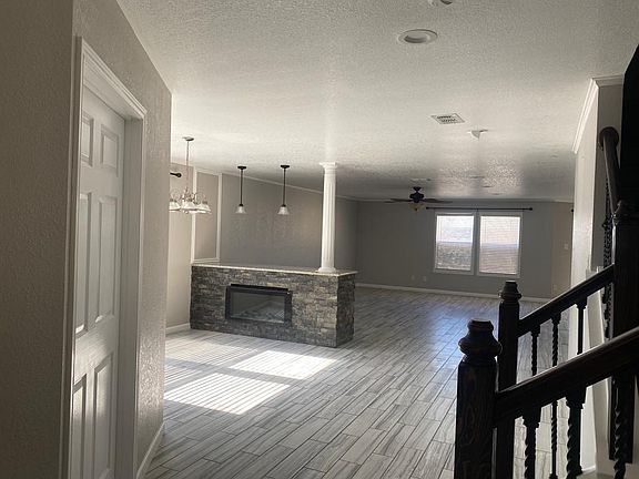 Entry Hallway