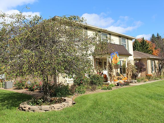 2nd image of 13181 Drury Ln