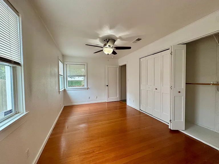 344 Loleta Dr — Photo 9