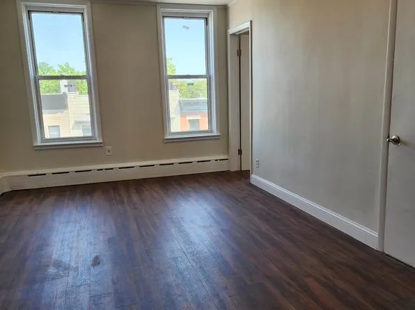 64-10 Myrtle Avenue image 10 of 16