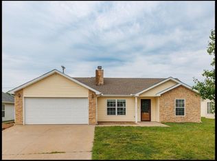 1507 Cloverleaf Dr, Warrensburg, MO 64093