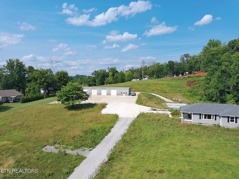 1st image of 2662 Louisville Rd