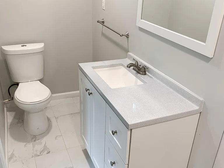 108 Tenney Ct — Photo 33