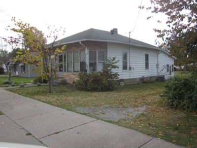 927 N 11th St, Murphysboro, IL, 62966