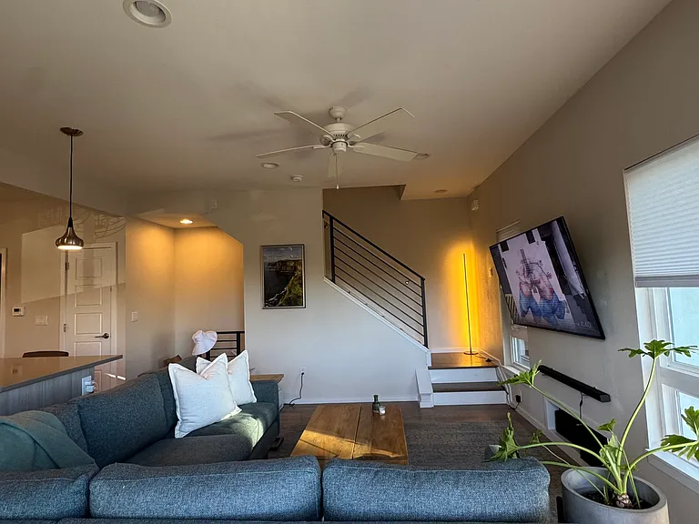 2725 W 25th Ave — Photo 7