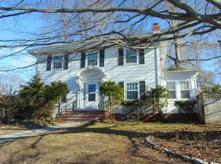 1577 Highland Ave, Fall River, MA 02720