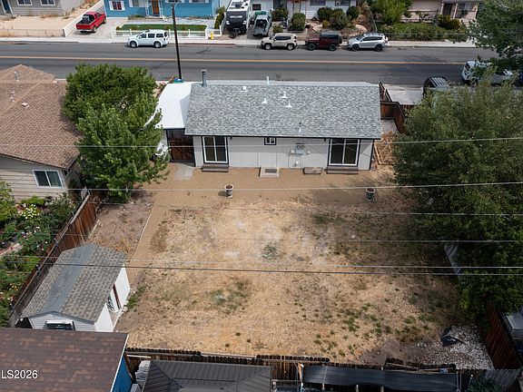5th image of 1585 Greenbrae Dr