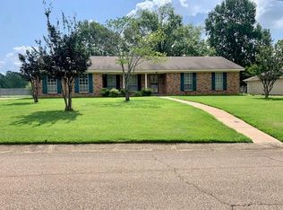 508 Ridgewood Manor Dr, Oxford, MS 38655