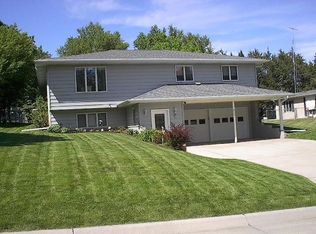 917 W Willow St, Pierce, NE 68767