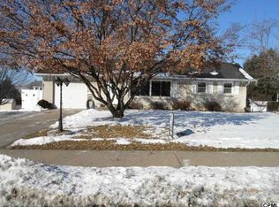 620 W Main St, Hummelstown, PA 17036