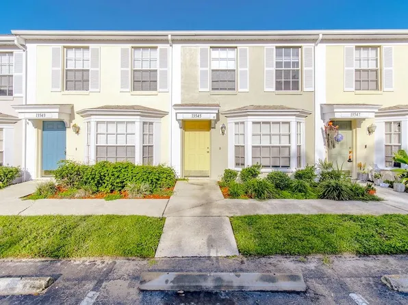 13545 Embassy Park Ct, Dade City, FL 33525