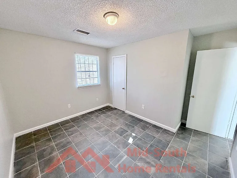 3205 Madewell Dr — Photo 8