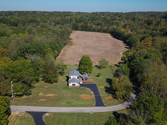 4th image of 175 Martin Rd
