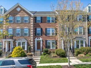 3904 Fish Pond Ln, Glen Allen, VA 23060