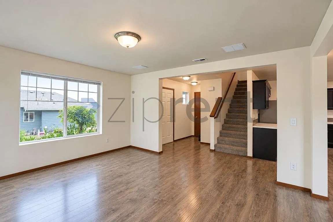 Quarter Sw Subdivision — Photo 4