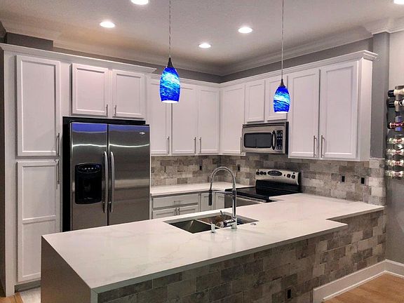 4th image of 306 N Westland Ave #1
