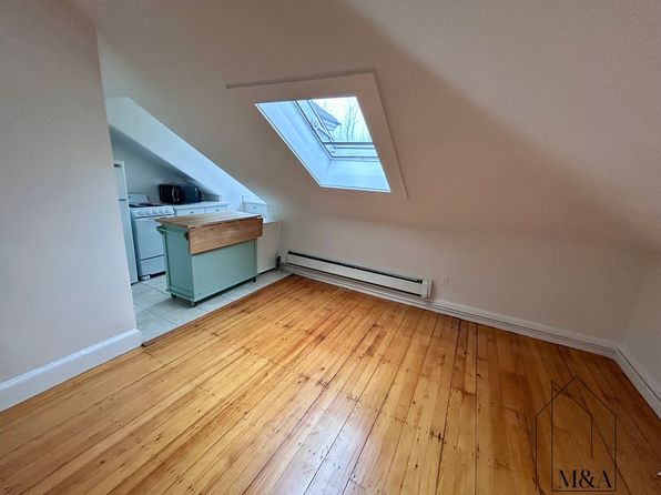 45 Garrison Rd APT 4