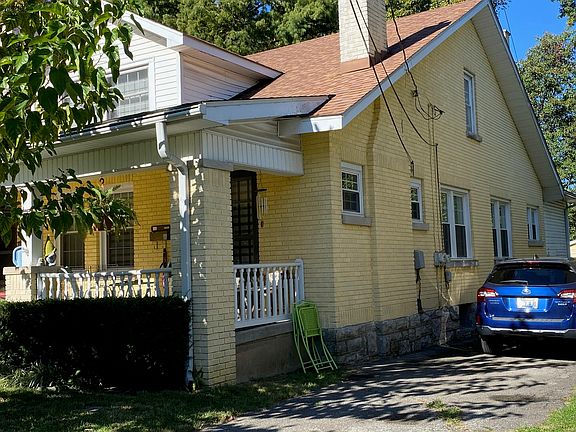 2nd image of 429 Hollywood Dr