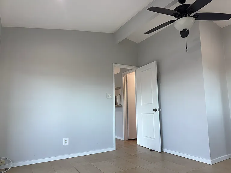 865 Akumu St — Photo 9
