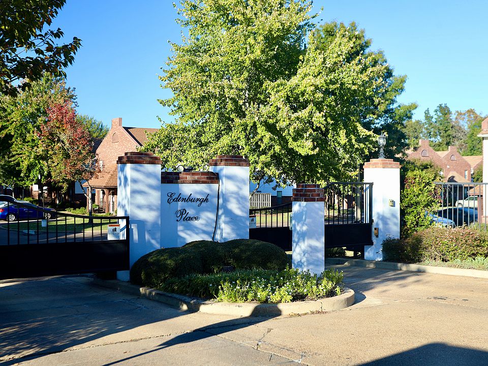 1st image of 206 Edinburg Way