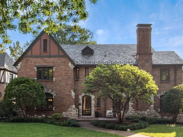 42 Broadview Dr, Saint Louis, MO 63105